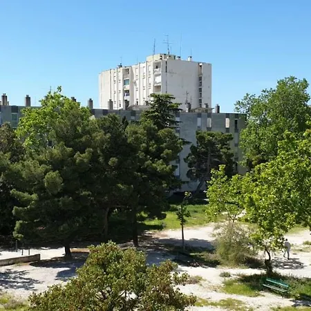 Dageta Apartman *
